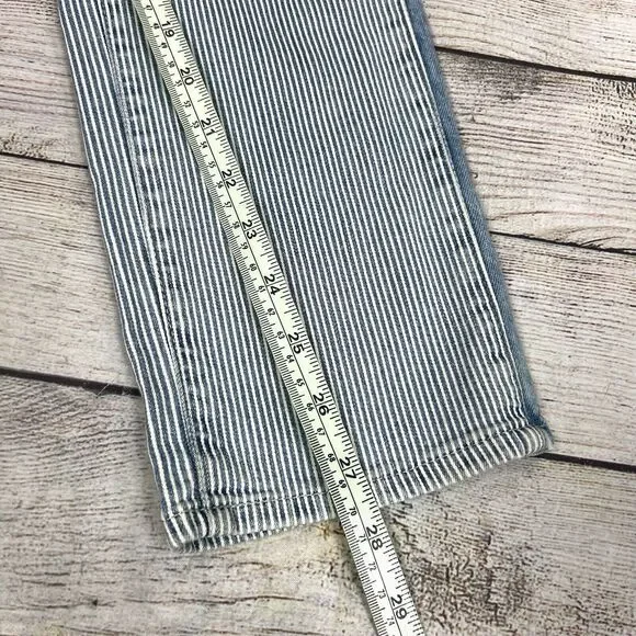 Adriano Goldschmied The Isabelle High Rise Straight Crop Jean Vort Stripped 25